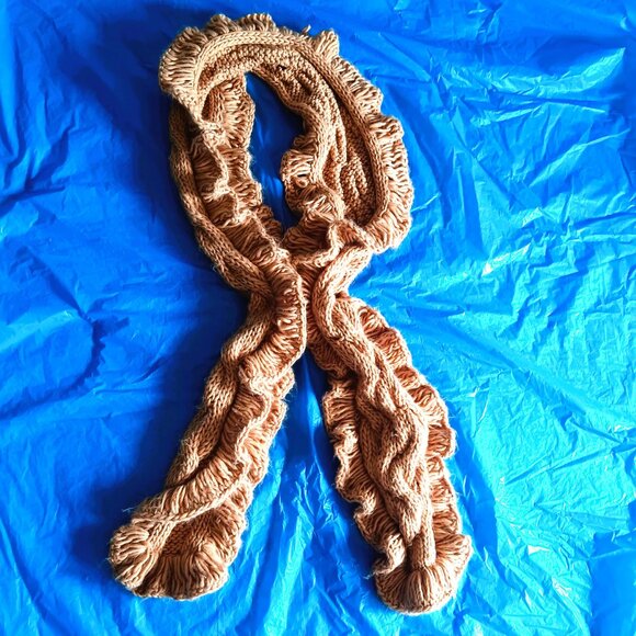 FANCY KNIT LONG GOLD ACRYLIC SCARF, "14 by "98 - Picture 4 of 5